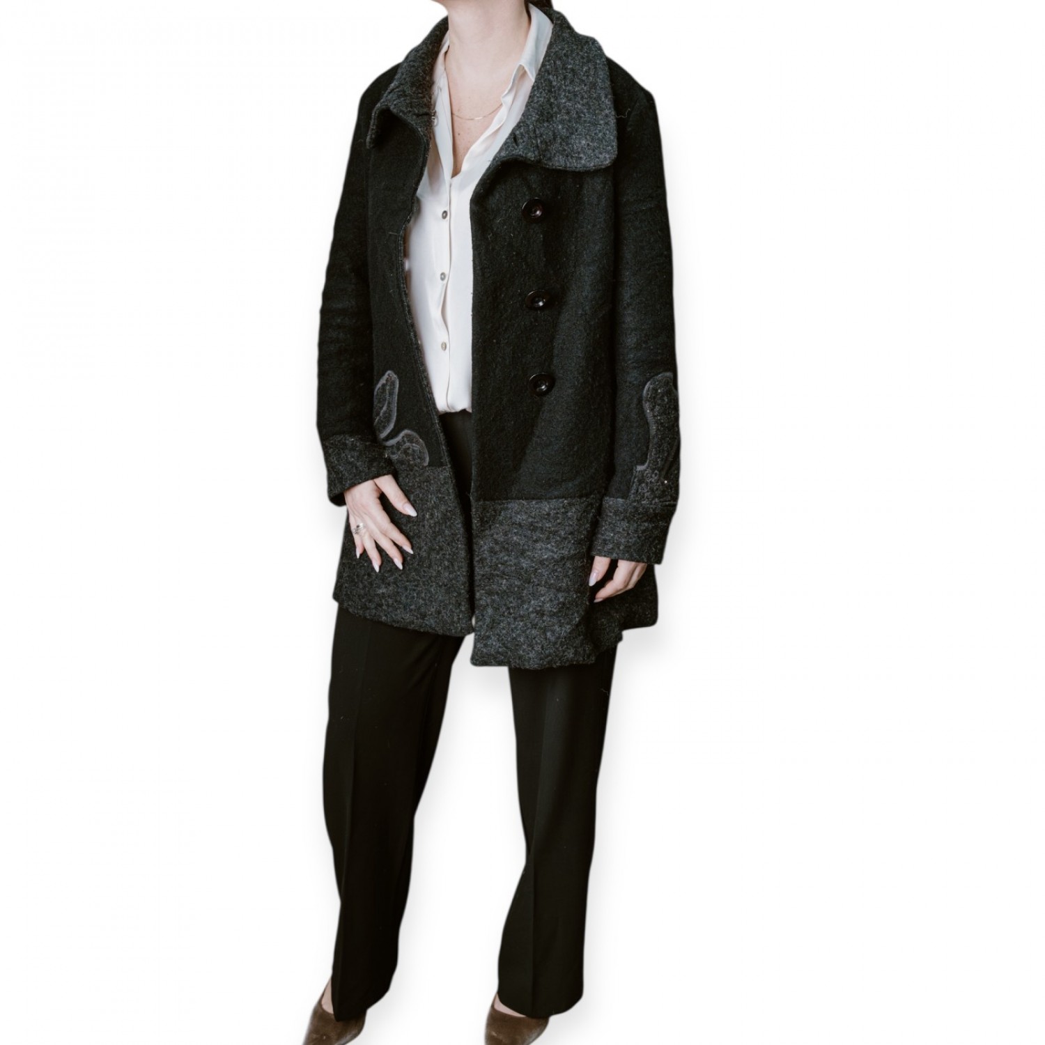 Γυναικείο Μάλλινο Παλτό Σε Δίχρωμο Γκρι Mε Διακοσμητικές Λεπτομέρειες