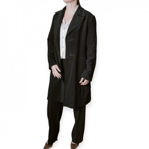 Γυναικείο Μακρύ Μαύρο Παλτό Με Κουμπώματα