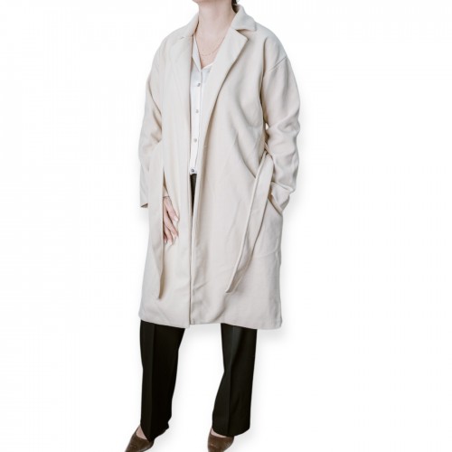 Ανοιχτό Λευκό Μακρύ Παλτό Με Ζώνη