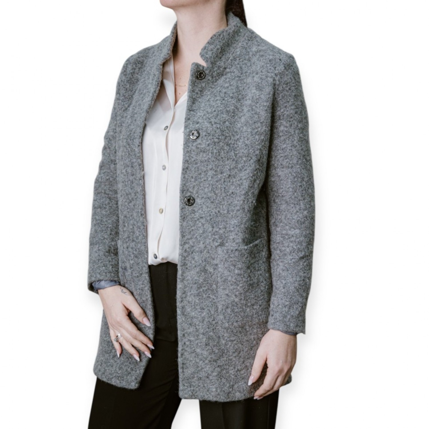 Γκρι Παλτό Με Κουμπιά