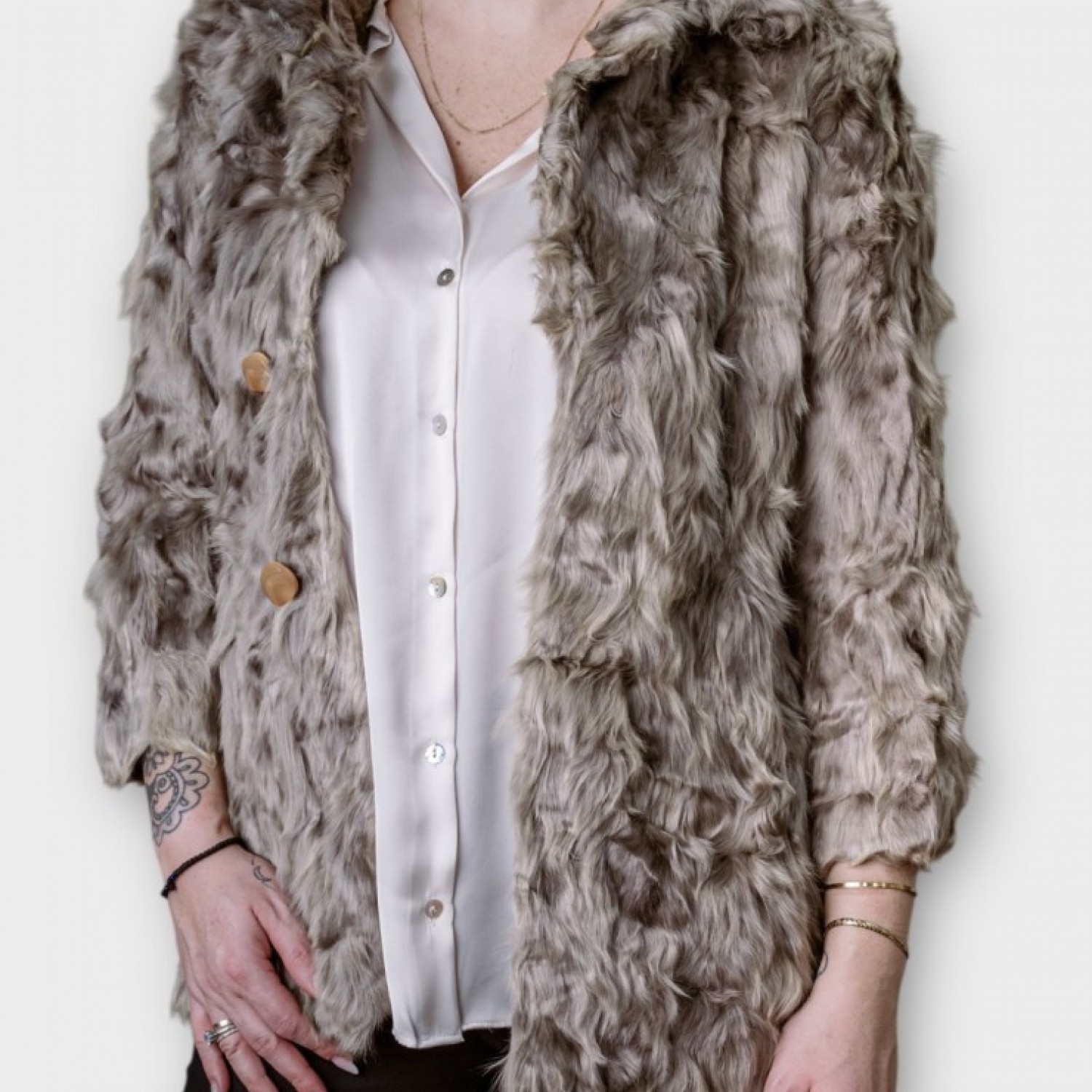 Γυναικεία Κοντή Γούνα Shaggy Γκρι-Μπεζ