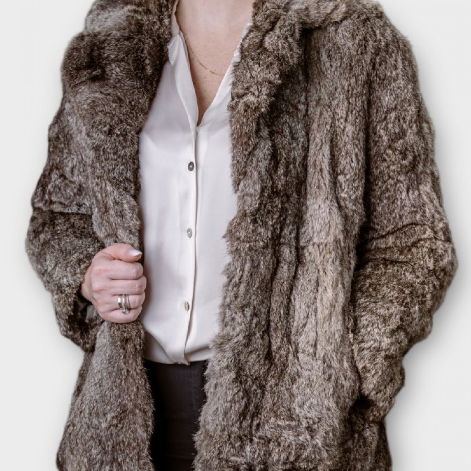 Γυναικεία Μπεζ Γούνα