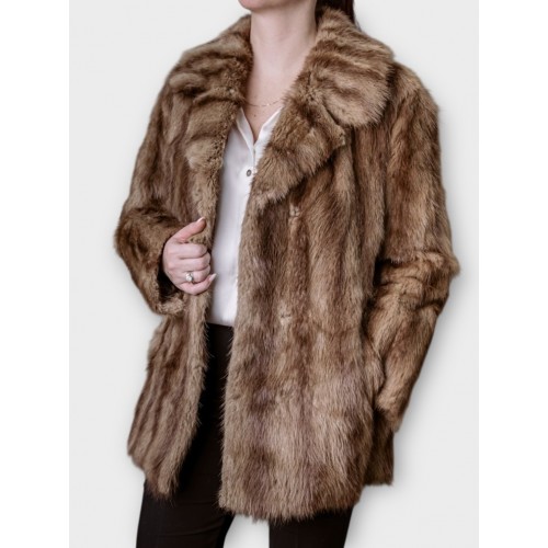 Γυναικεία Μακριά Γούνα Σε Φυσική Καφέ Απόχρωση