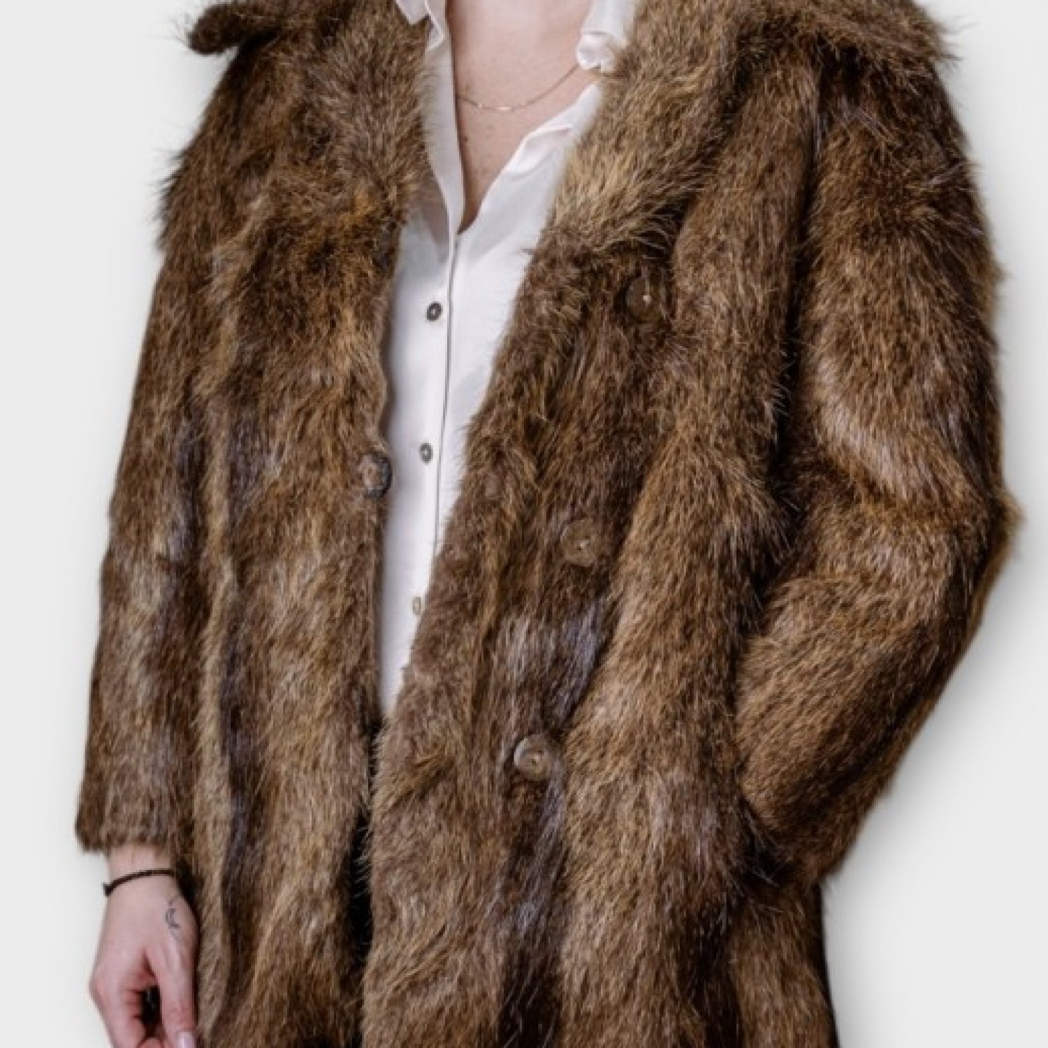 Γυναικεία Γούνα Σε Καφέ Απόχρωση