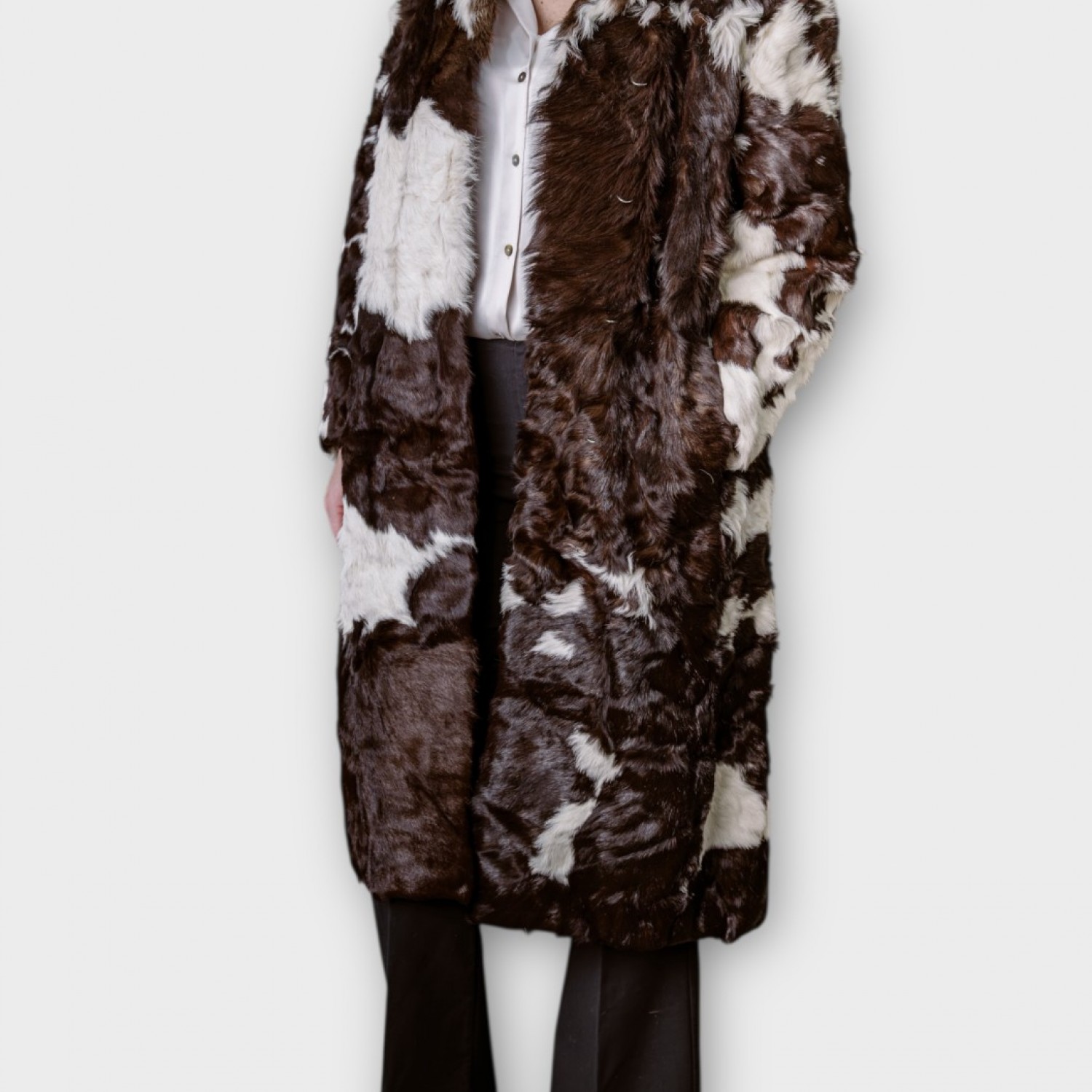 Μακρύ Γούνα Σε Καφέ & Εκρού Αποχρώσεις 