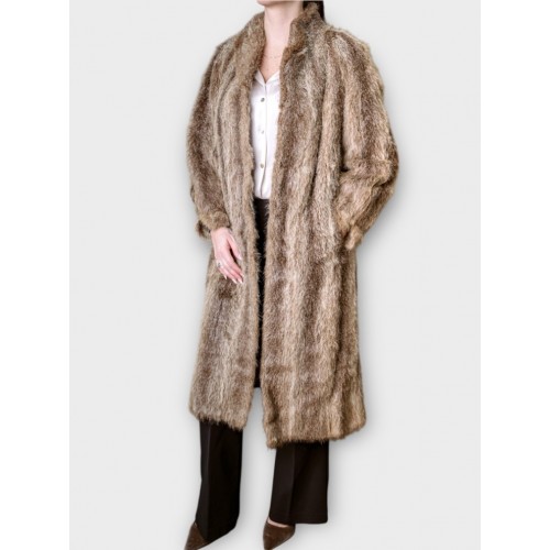 Μακρύ Γούνα Σε Καφέ-Μπεζ Απόχρωση