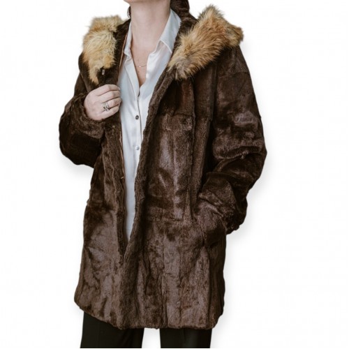 Καφέ Γούνα Με Κουκούλα