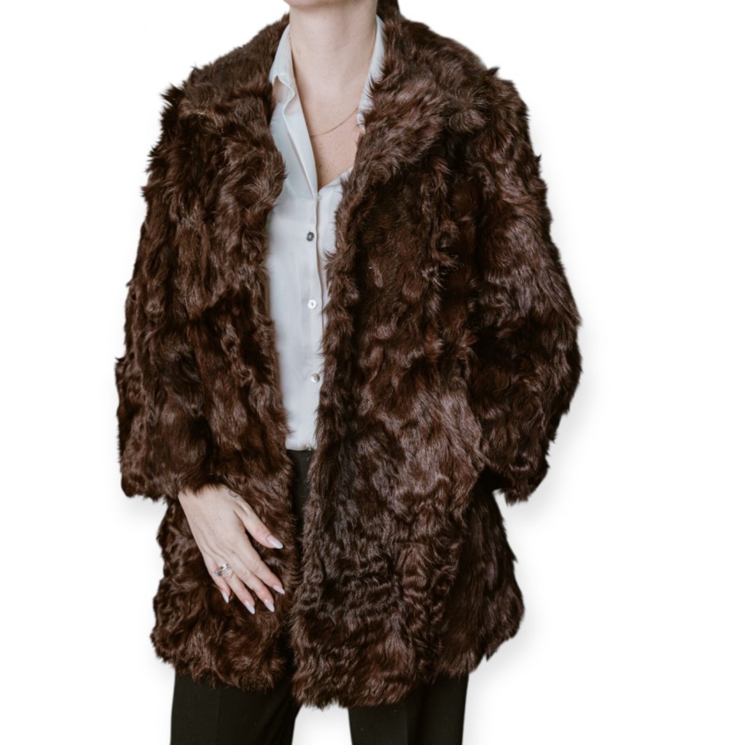 Μακρύ Παλτό Γούνας Σε Σκούρο Καφέ