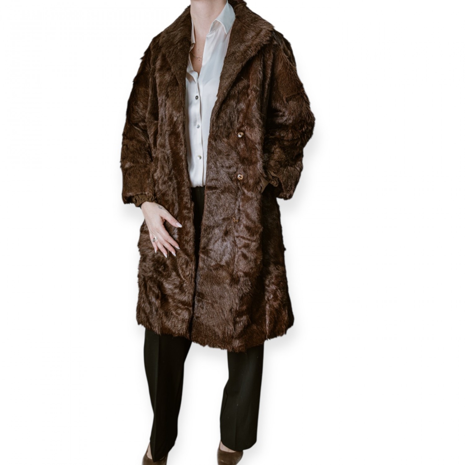 Μακρύ Καφέ Παλτό Γούνας Με Κουμπιά
