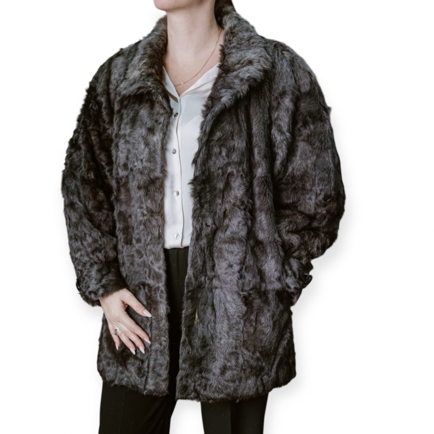 Κοντό Γυναικείο Παλτό Γούνας Σε Σκούρο Γκρι