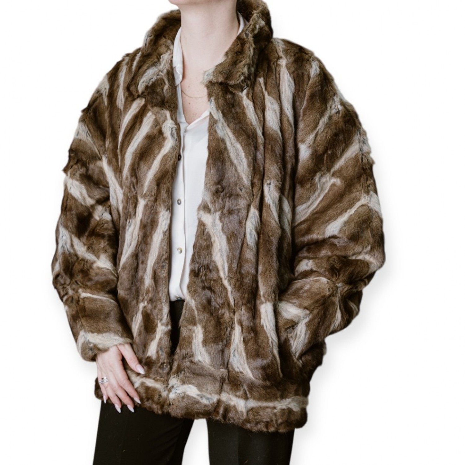 Γυναικεία Γούνα Σε Καφέ–Μπεζ Αποχρώσεις