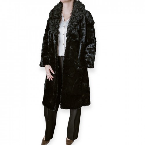 Γυναικεία Μακριά Μαύρη Γούνα Με Λουξ Υφή